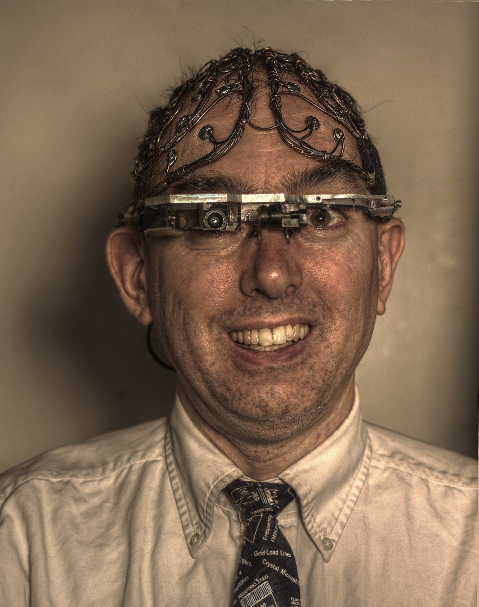 <b>Steve Mann</b>, shown here with his EyeTap augmented vision and MindMesh ... - MannGlassEye_and_MindMesh_2427-2429proc_rotated_cropped2