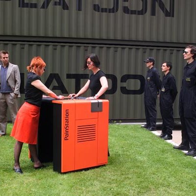 10 etoy-agents zu besuch